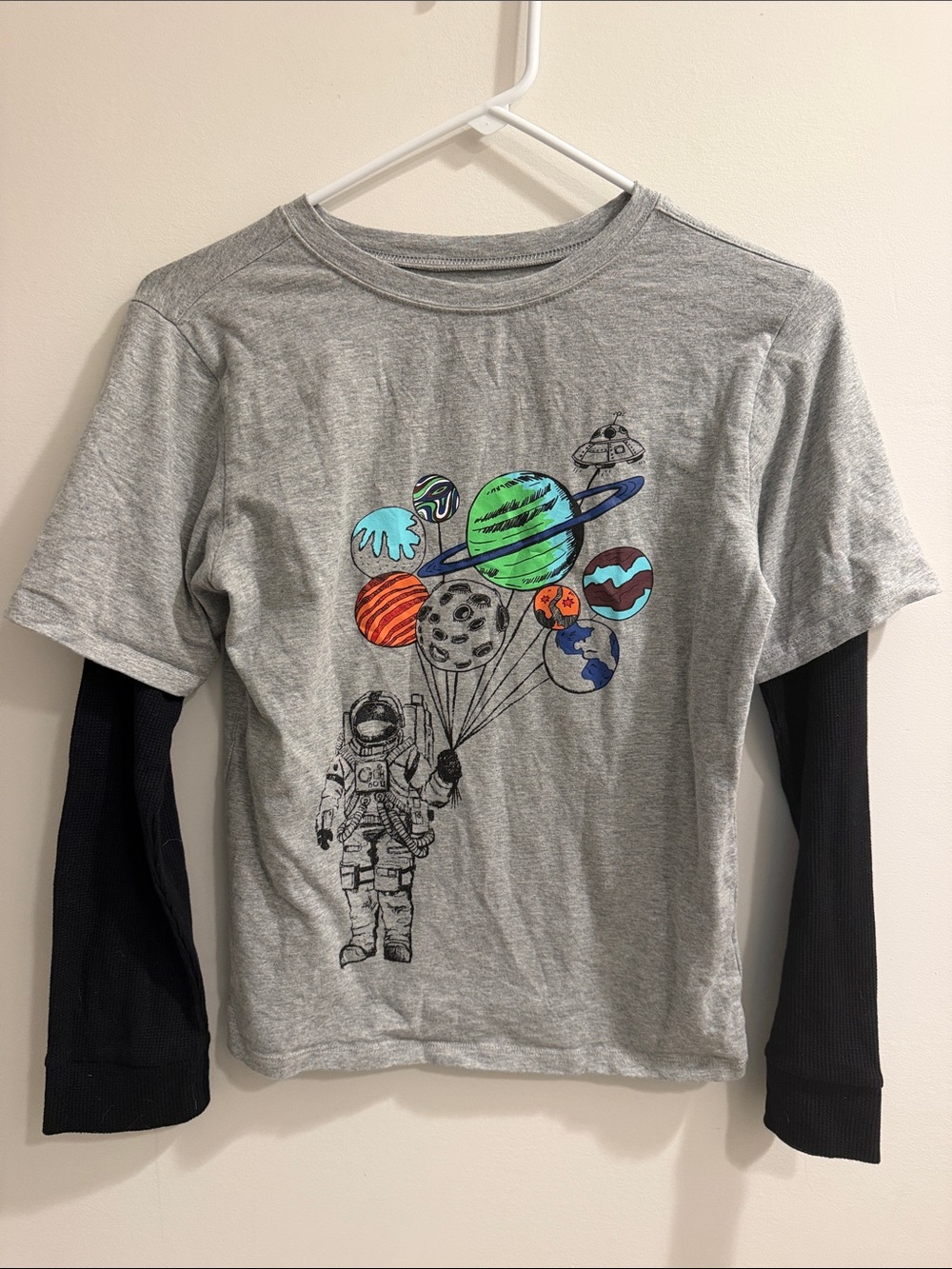 Andy & Evan Grey Layered-Look Astronaut Planet Balloon Long Sleeve Tee